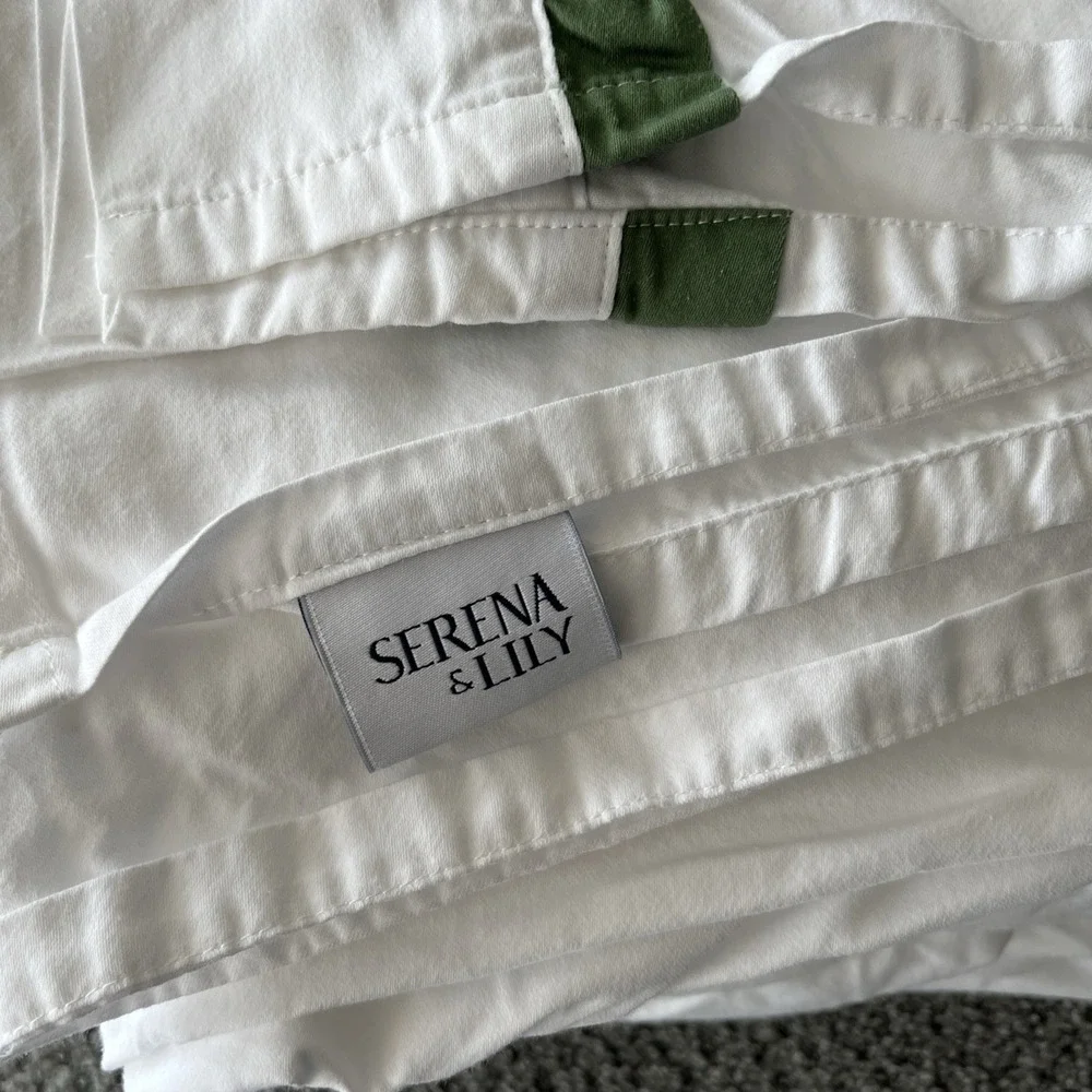 Serena & Lily Twin‎ Sheet Set: White , Green Border. Fitted, Flat Cotton Sheets